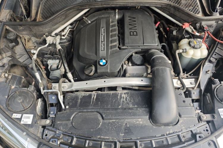 Used BMW X5 2018 xDrive35i Elegant Edition Engine Bay