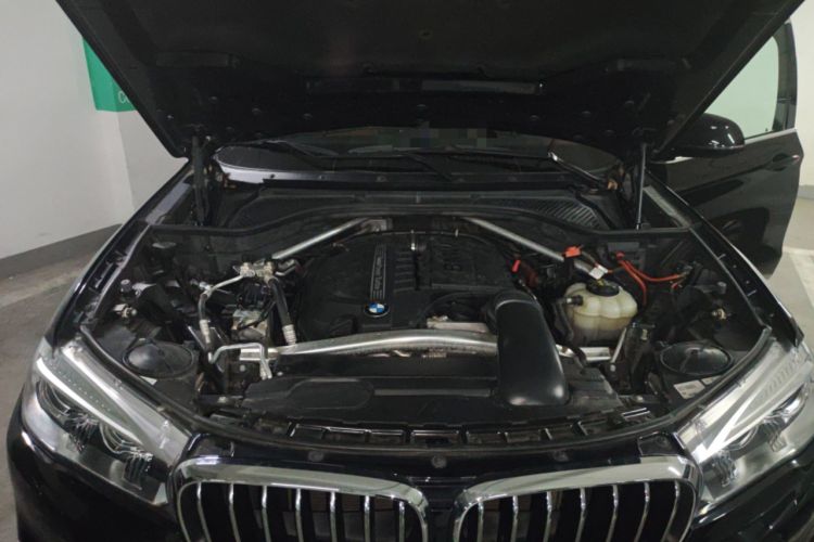 Used BMW X5 2018 xDrive35i Elegant Edition Engine Bay