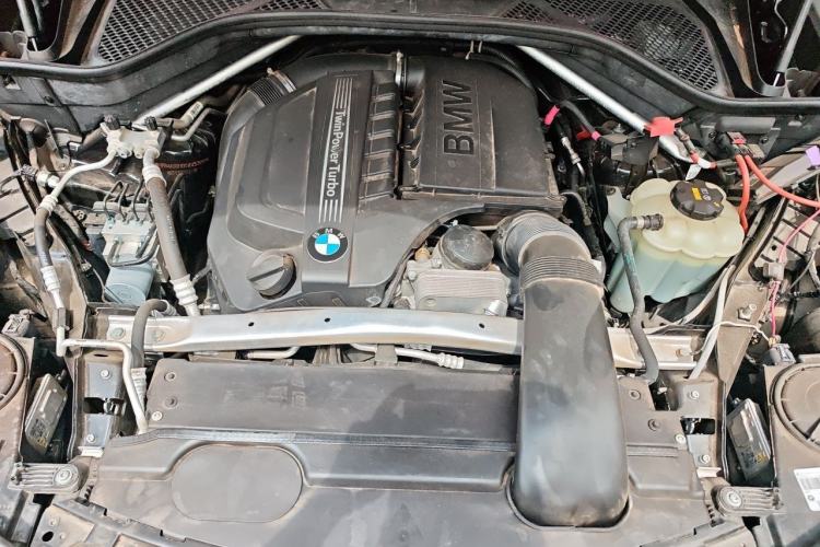 Used BMW X5 2018 xDrive35i Elegant Edition Engine Bay