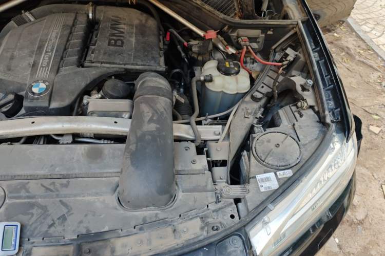 Used BMW X5 2018 xDrive35i Elegant Edition Engine Bay Left