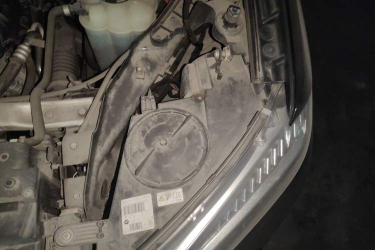 Used BMW X5 2018 xDrive35i Elegant Edition Engine Bay Left