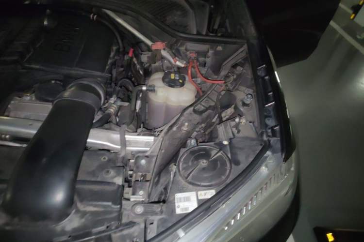 Used BMW X5 2018 xDrive35i Elegant Edition Engine Bay Left