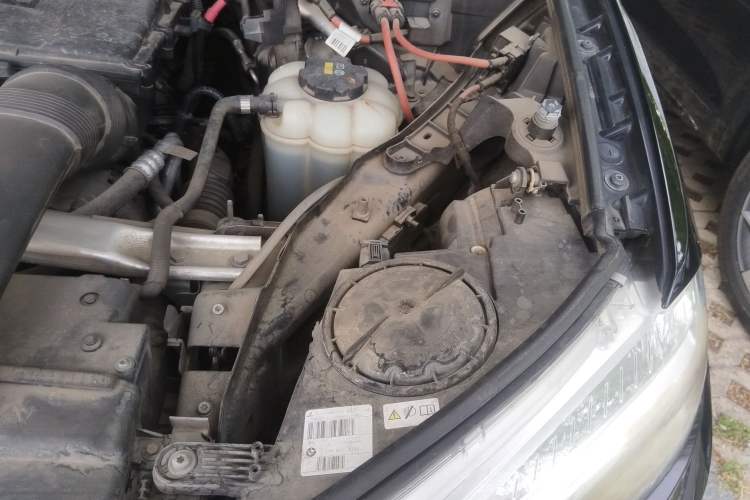 Used BMW X5 2018 xDrive35i Elegant Edition Engine Bay Left