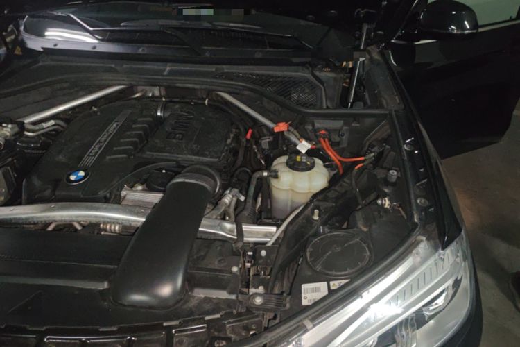 Used BMW X5 2018 xDrive35i Elegant Edition Engine Bay Left