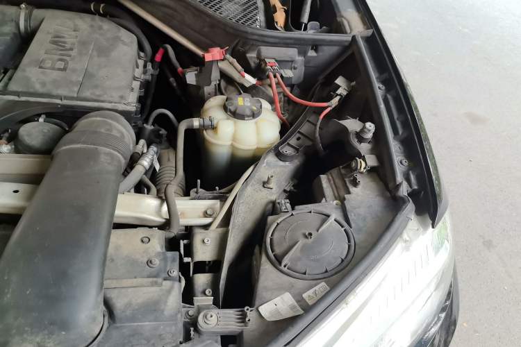 Used BMW X5  Engine Bay Left