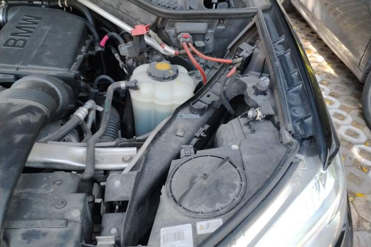 Used BMW X5  Engine Bay Left