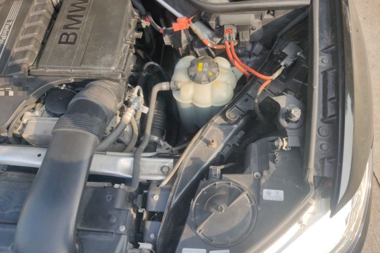 Used BMW X5  Engine Bay Left