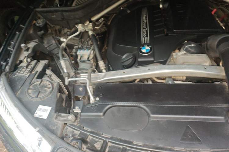 Used BMW X5 2018 xDrive35i M Sport Luxury Edition Engine Bay Right