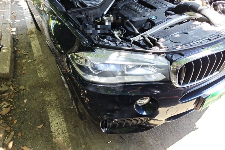 Used BMW X5 2018 xDrive35i M Sport Edition Engine Bay Right