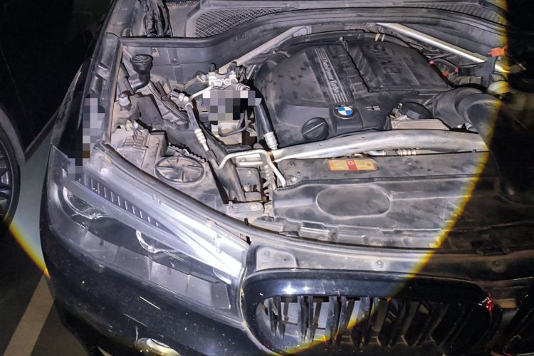 Used BMW X5  Engine Bay Right