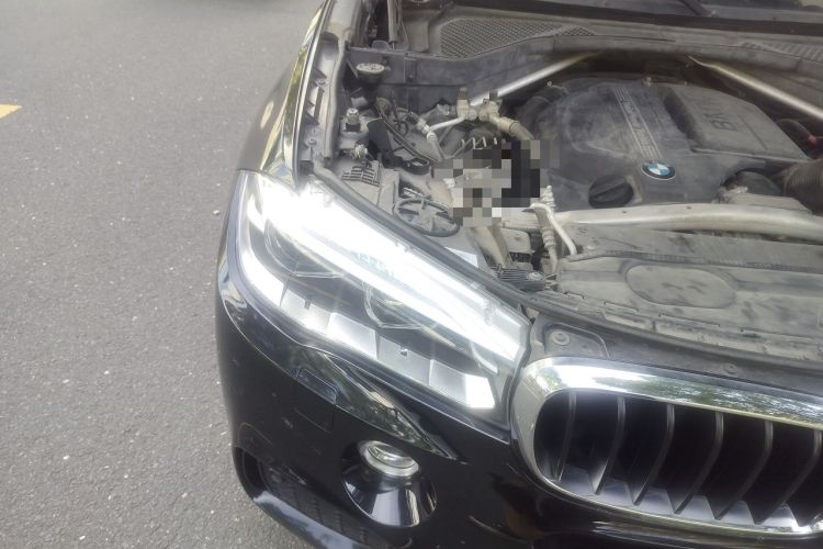 Used BMW X5 2018 xDrive35i M Sport Edition Engine Bay Right