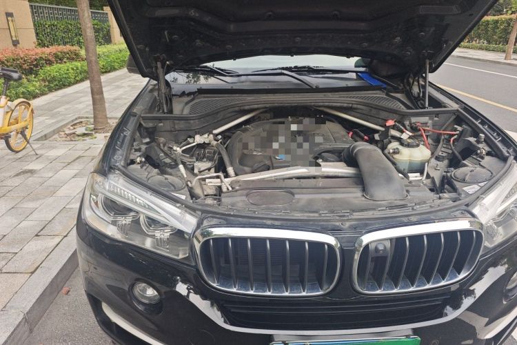 Used BMW X5 2018 xDrive35i Elegant Edition Engine Bay Right