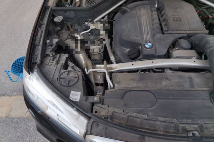 Used BMW X5 2018 xDrive35i M Sport Edition Engine Bay Right