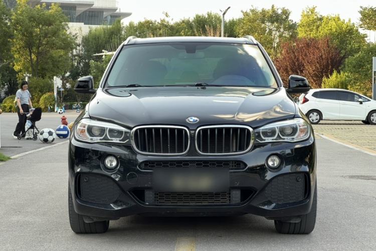 Used BMW X5 2018 xDrive35i M Sport Luxury Model Middle East Exterior 1