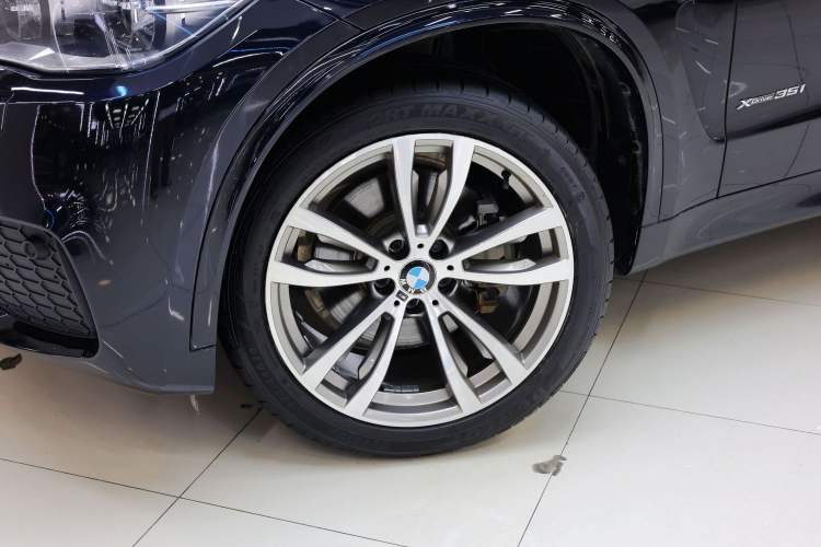 Used BMW X5 2018 xDrive35i M Sport Edition Exterior 11