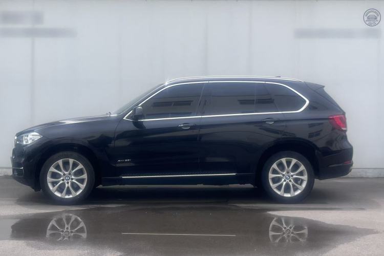 Used BMW X5 2018 xDrive28i Exterior 2