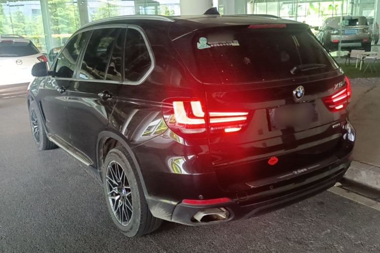 Used BMW X5 2018 xDrive28i Exterior 2