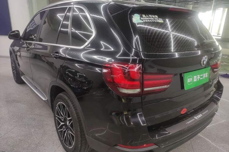 Used BMW X5 2018 xDrive35i Standard Small Screen Leather Middle East Exterior 2