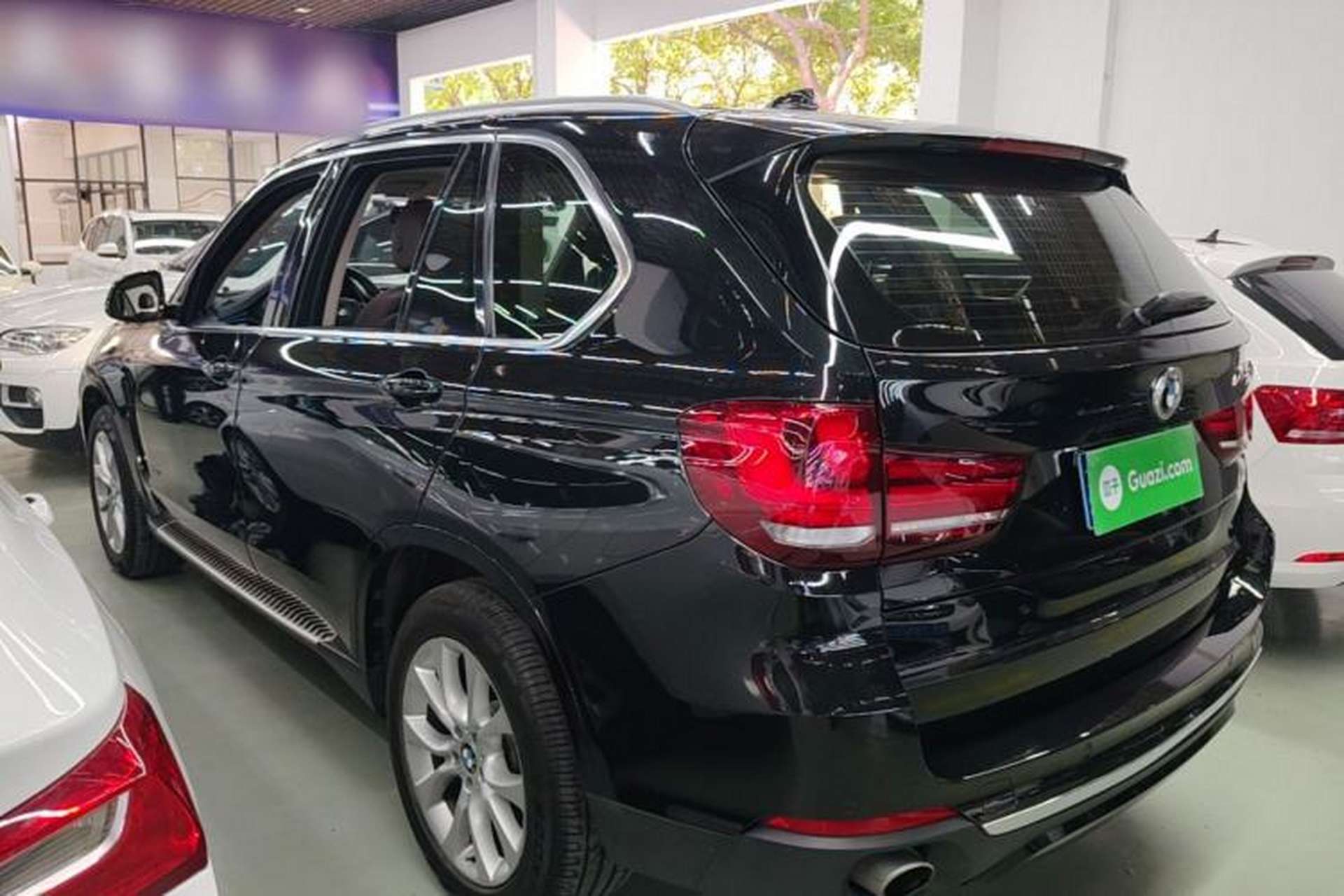 Used BMW X5 2018 xDrive28i Exterior 2