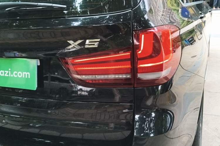 Used BMW X5 2018 xDrive35i Elegant Edition Exterior 3
