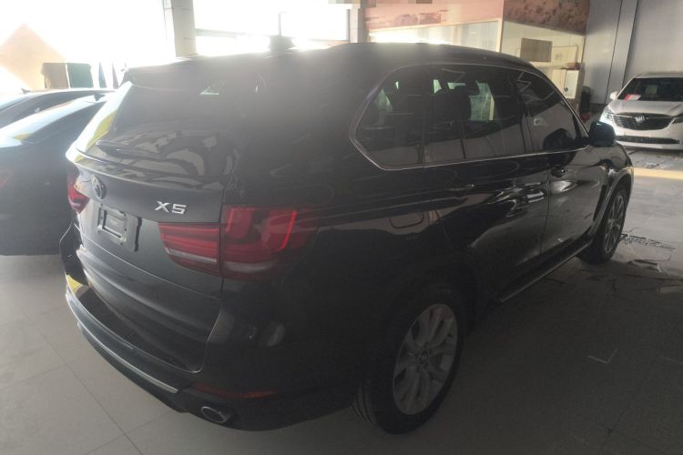 Used BMW X5 2018 xDrive28i Exterior 5