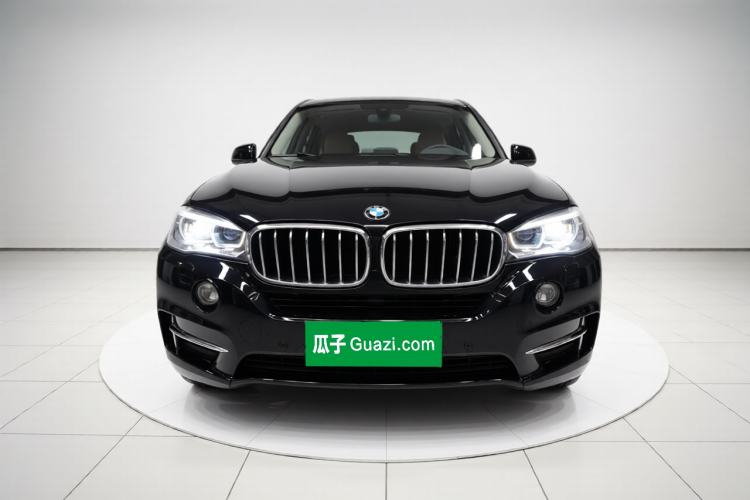 Used BMW X5 2018 xDrive28i Front