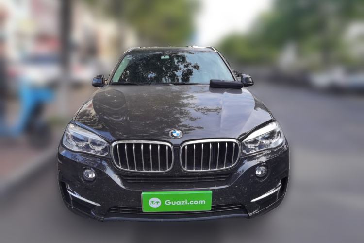 Used BMW X5 2018 xDrive28i Front