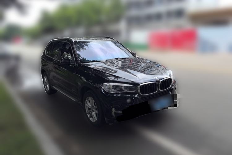 Used BMW X5 2018 xDrive35i Elegant Edition Front Right 45 Deg