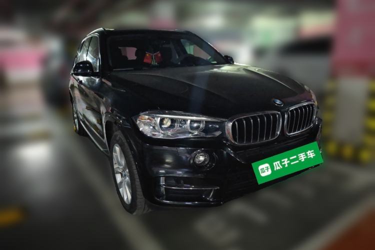Used BMW X5 2018 xDrive28i Front Right 45 Deg