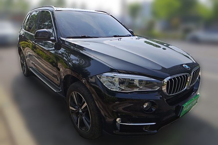 Used BMW X5 2018 xDrive35i Elegant Edition Front Right 45 Deg