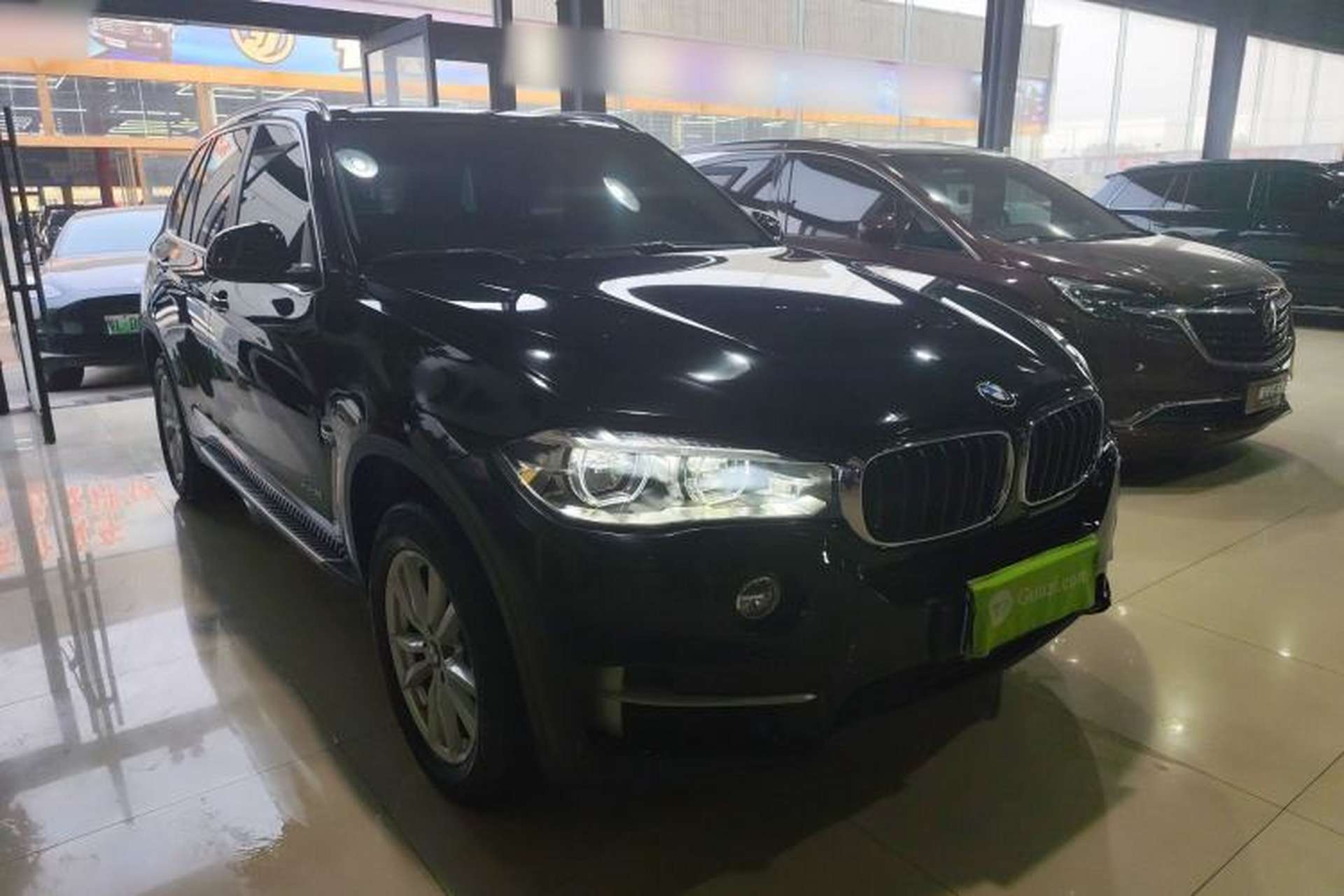 Used BMW X5 2018 xDrive35i Base Model Middle East Front Right 45 Deg