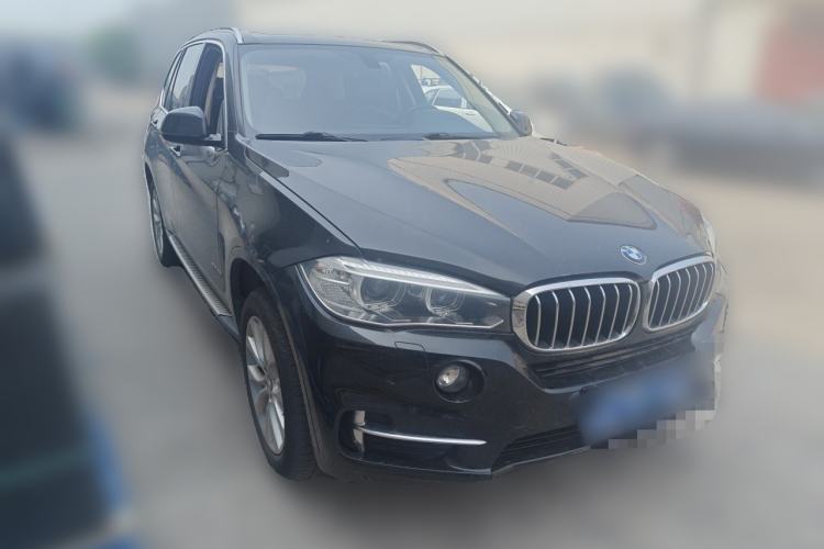 Used BMW X5 2018 xDrive28i Front Right 45 Deg