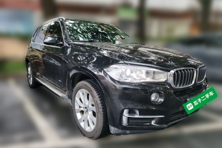 Used BMW X5 2018 xDrive28i Front Right 45 Deg