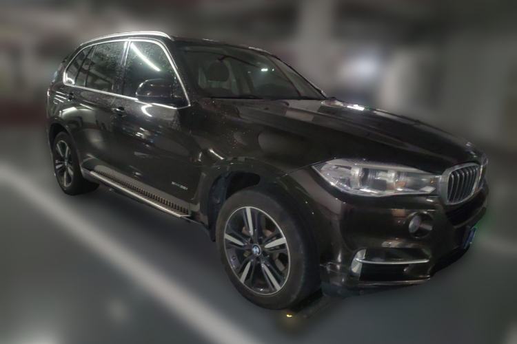 Used BMW X5 2018 xDrive35i Elegant Edition Front Right 45 Deg