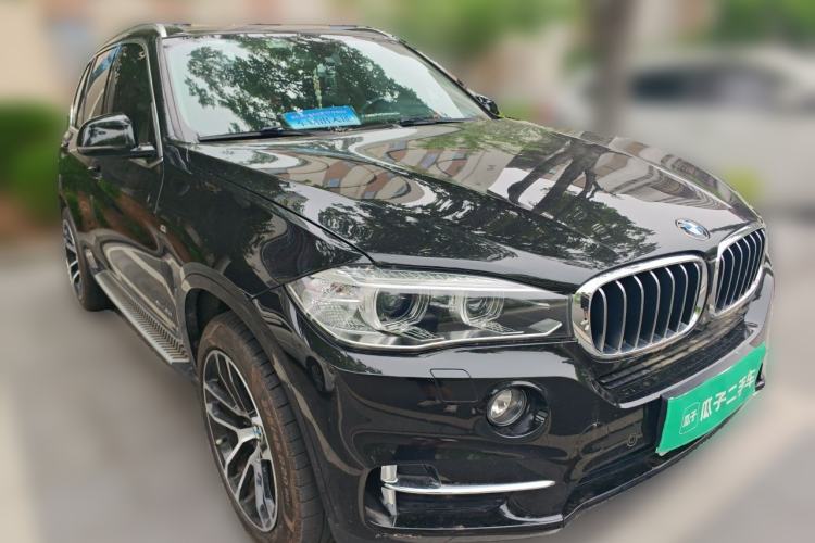 Used BMW X5 2018 xDrive35i Elegant Edition Front Right 45 Deg