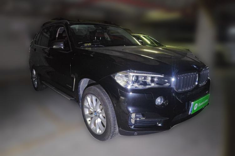 Used BMW X5 2018 xDrive28i Front Right 45 Deg