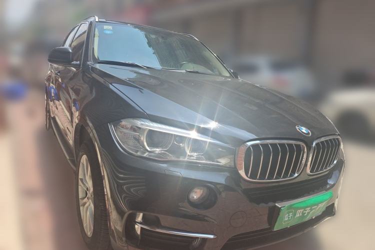 Used BMW X5 2018 xDrive28i Front Right 45 Deg