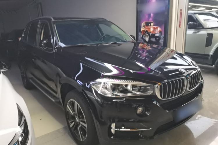 Used BMW X5 2018 xDrive35i Elegant Edition Front Right 45 Deg