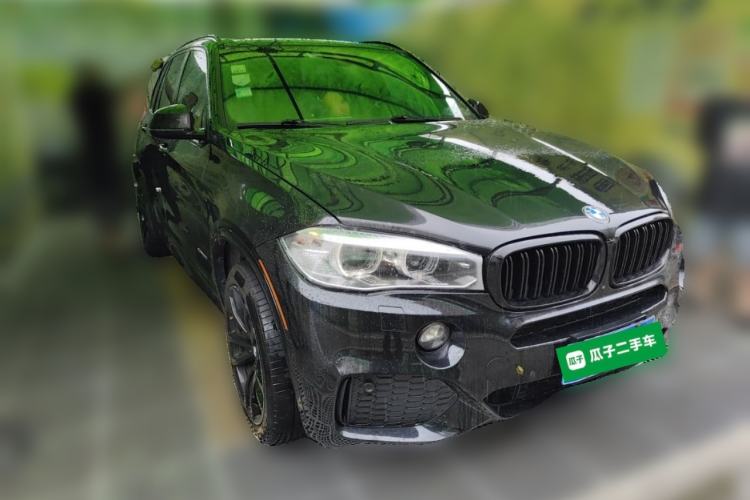 Used BMW X5  Front Right 45 Deg