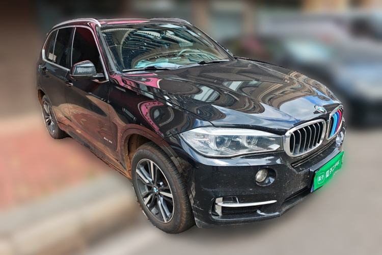 Used BMW X5 2018 xDrive35i Elegant Edition Front Right 45 Deg