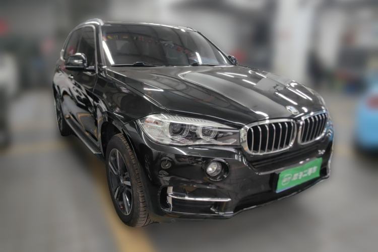 Used BMW X5 2018 xDrive35i Elegant Edition Front Right 45 Deg