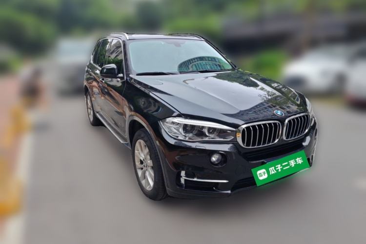 Used BMW X5 2018 xDrive28i Front Right 45 Deg
