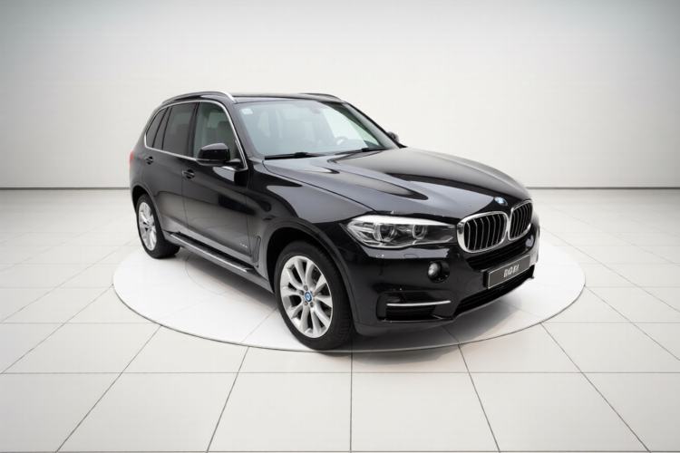Used BMW X5 2018 xDrive28i Front Right 45 Deg