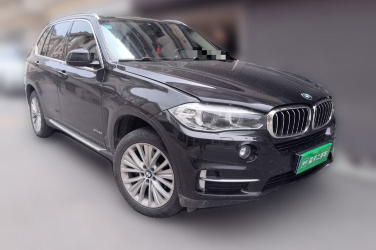 Used BMW X5 2018 xDrive28i Front Right 45 Deg