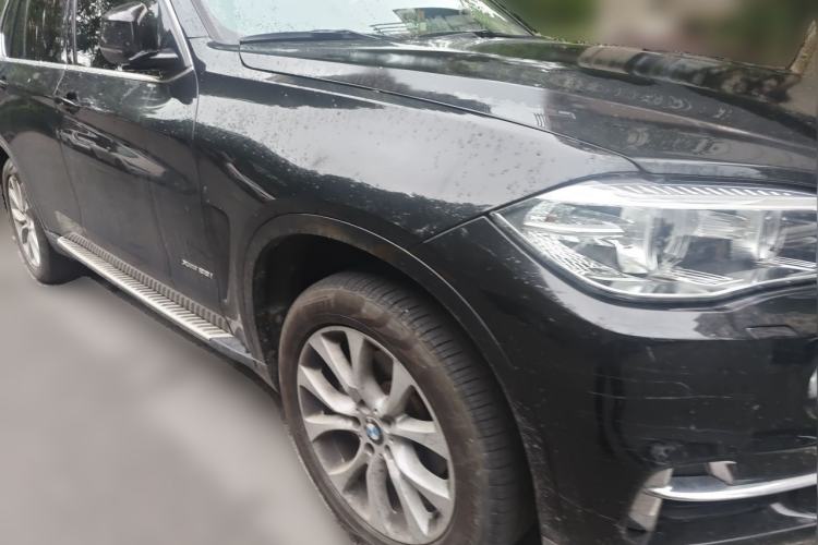 Used BMW X5 2018 xDrive28i Front Right 45 Deg