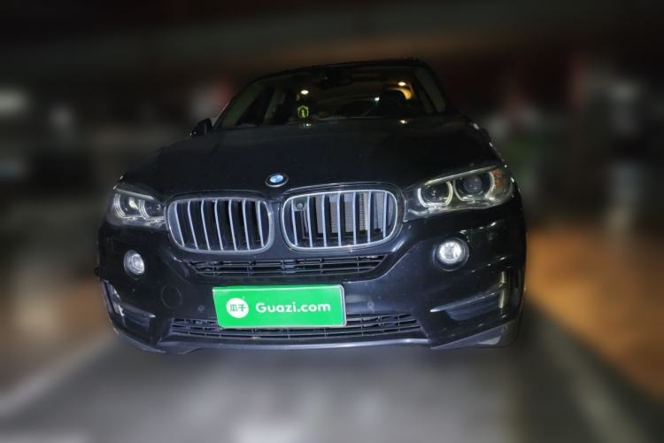 Used BMW X5 2018 xDrive28i Front