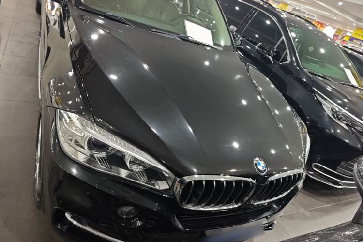 Used BMW X5 2018 xDrive28i Front