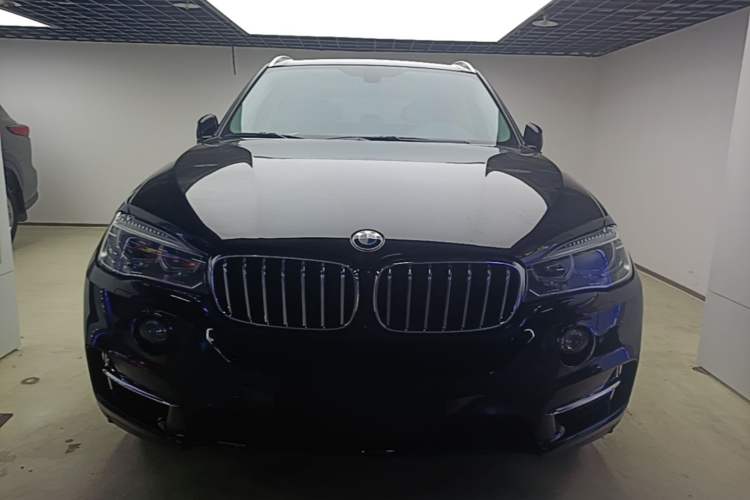 Used BMW X5 2018 xDrive35i Elegant Edition Front