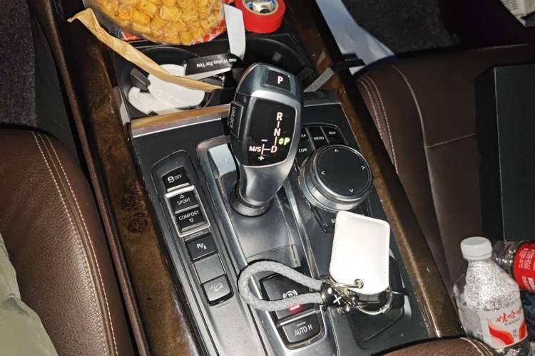 Used BMW X5 2018 xDrive28i Gear Lever