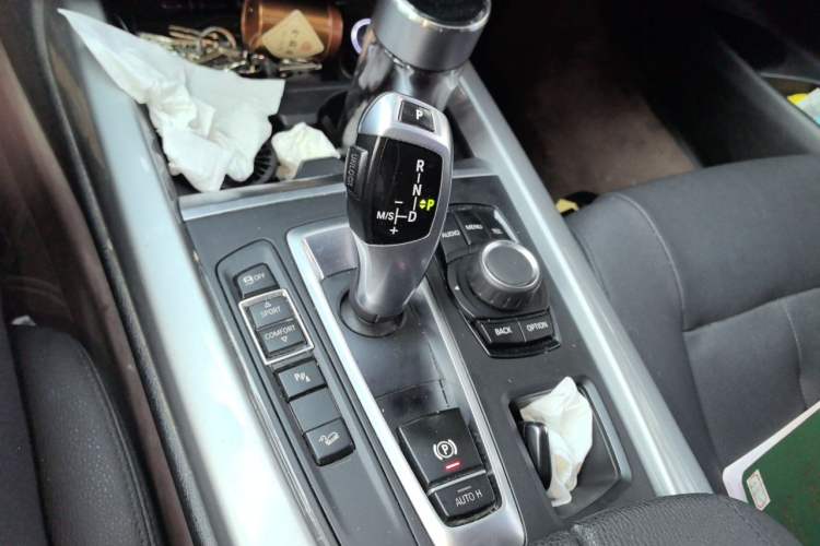 Used BMW X5 2018 xDrive35i Elegant Edition Gear Lever